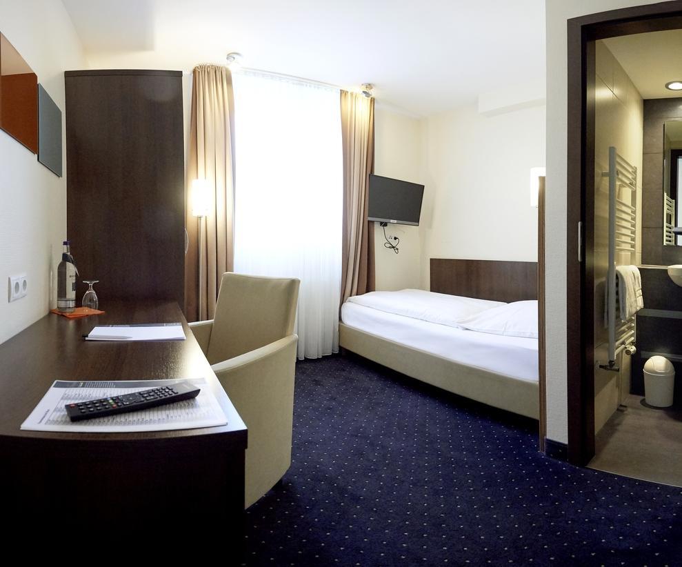 Hotel Silicium Höhr-Grenzhausen Dış mekan fotoğraf